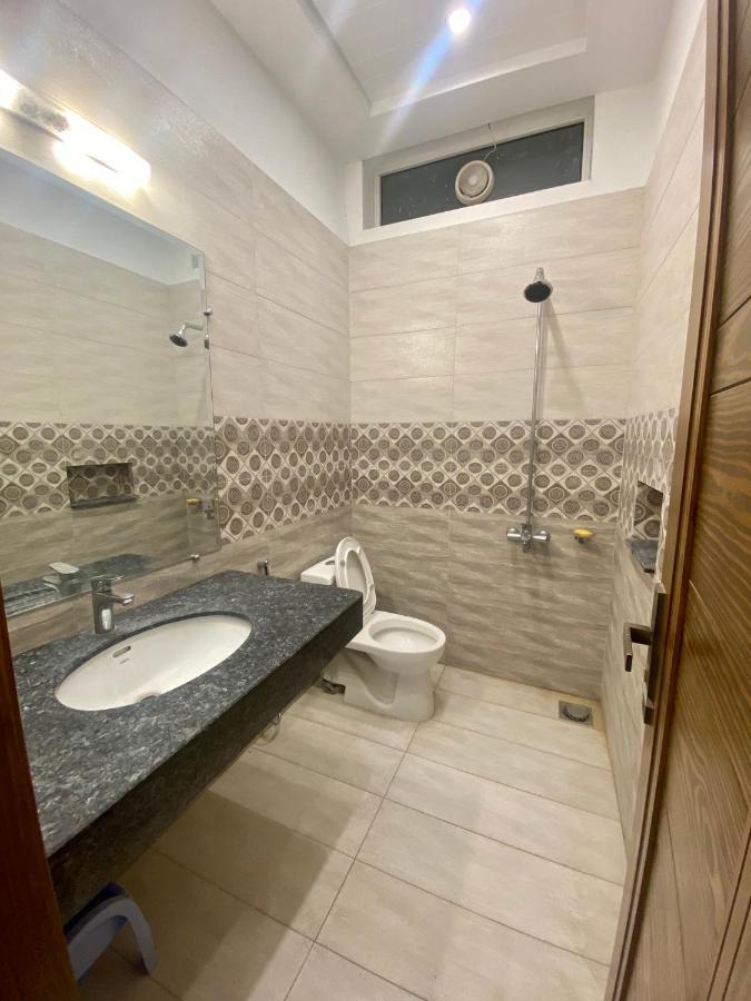 Luxury Guest House In Bahria Town Равалпинди Екстериор снимка